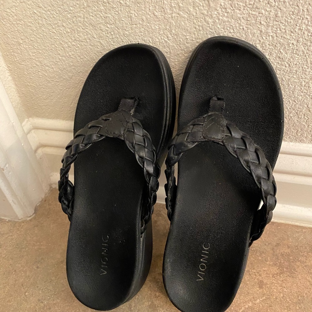 Vionic Women's Black Braided Platform Sandals - image 3